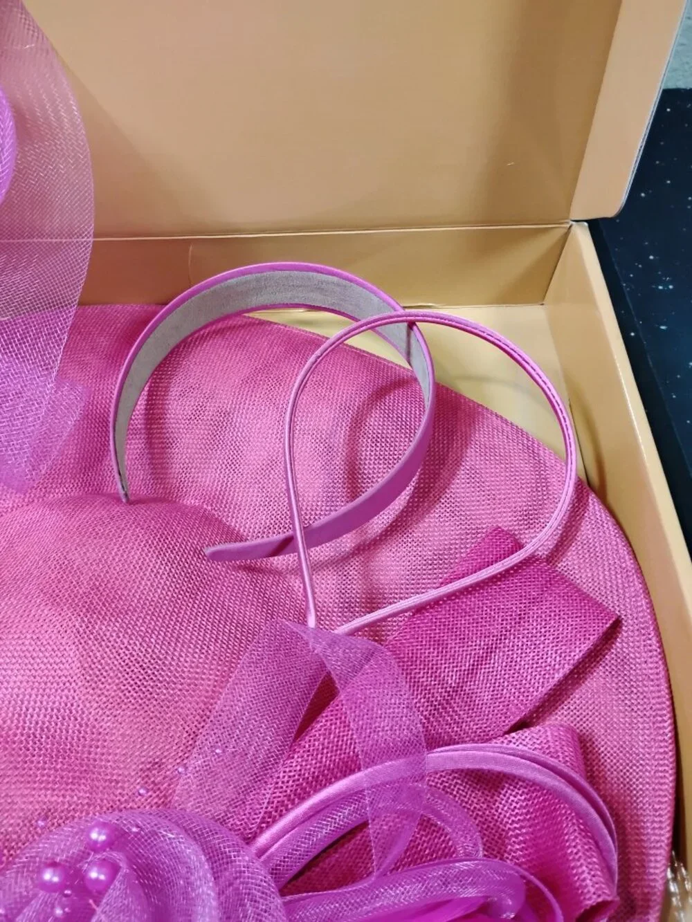Fuchsia Pink Fascinator Hat Dressfan Headband Wedding Tea Party Derby Bridal
